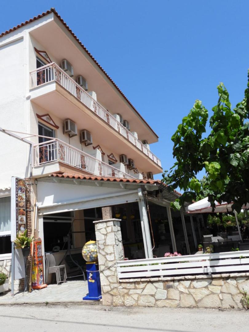 Panorama Hotel - Restaurant Diakopto Ngoại thất bức ảnh